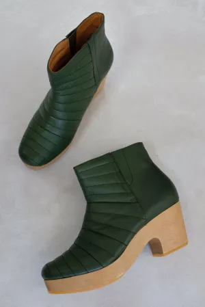 Beklina Ribbed Boot Clog Biophilia