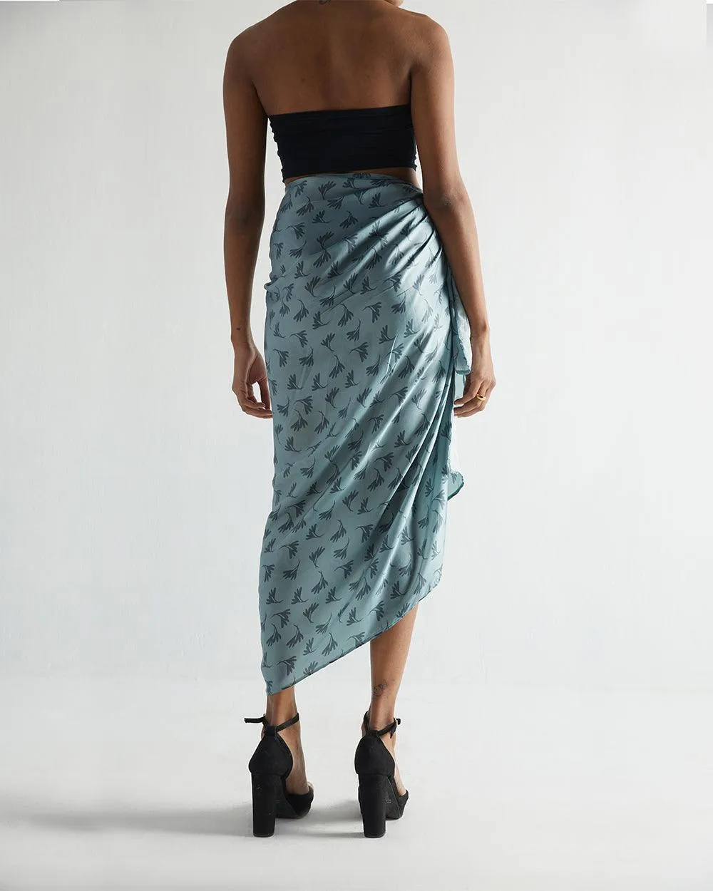 Cocktails and Cabanas Sarong