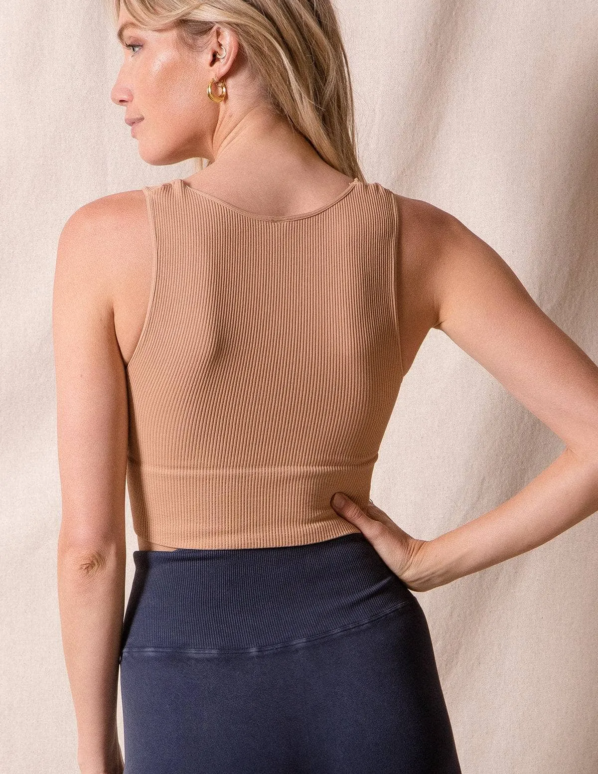 Control Fit Deep V Crop