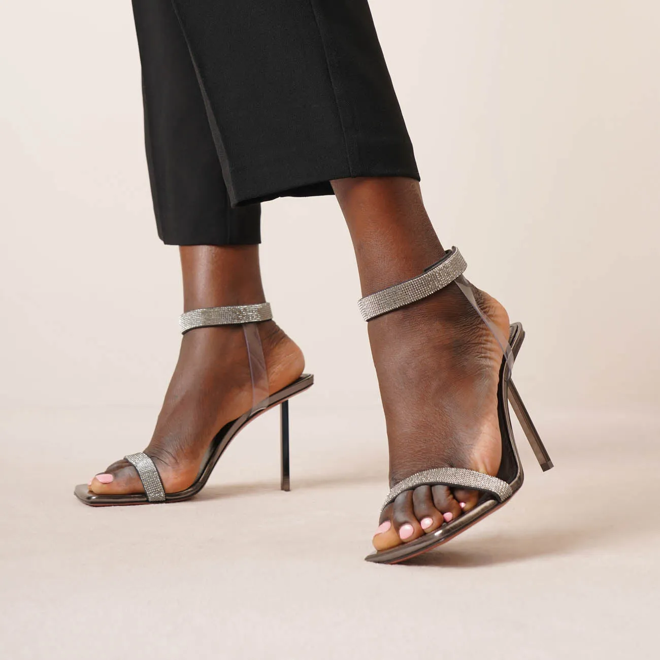 Rih 95 black crystal sandals