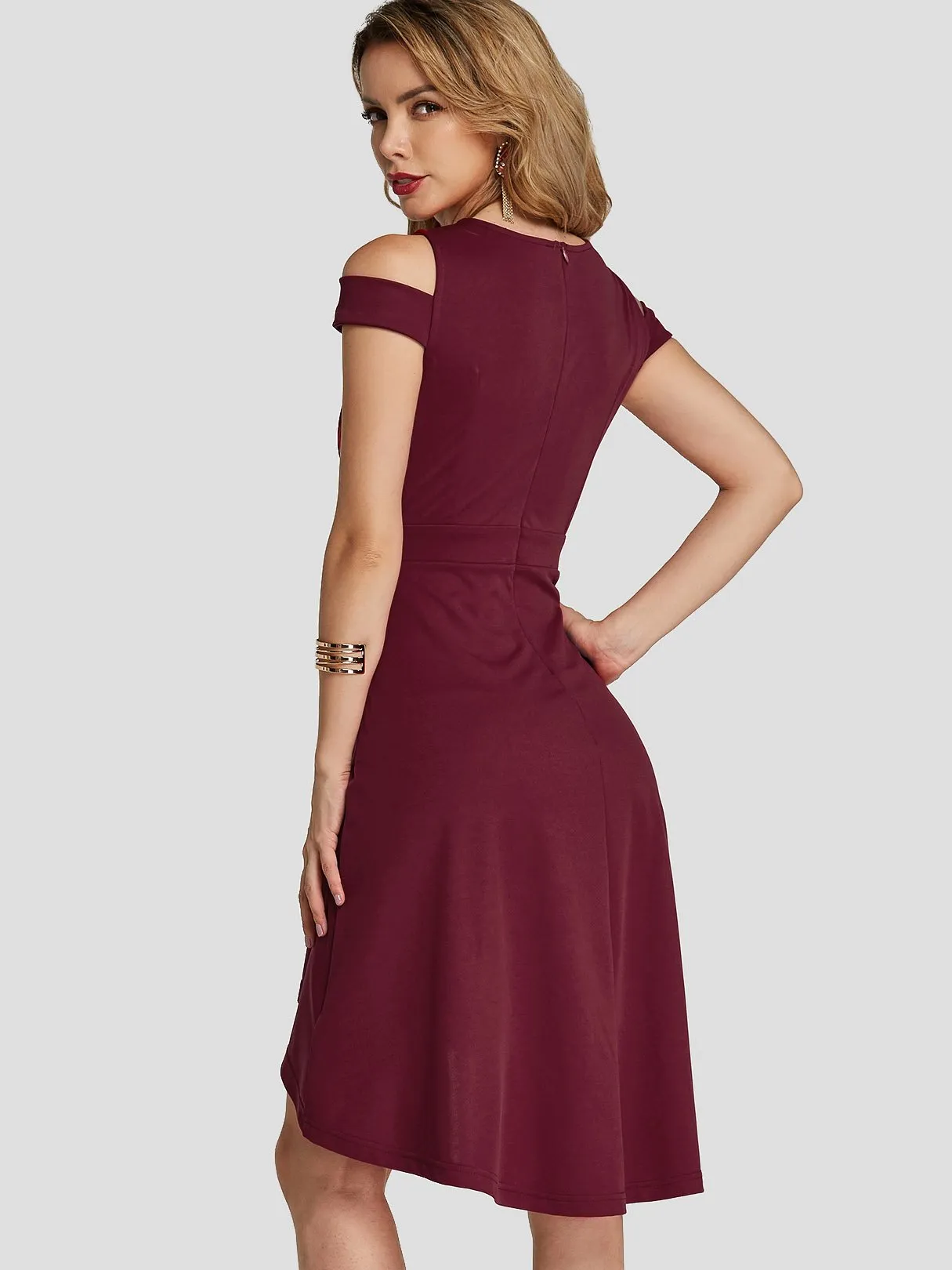 Wholesale Burgundy V-Neck Cold Shoulder Short Sleeve Plain High-Low Hem Sexy Dress
