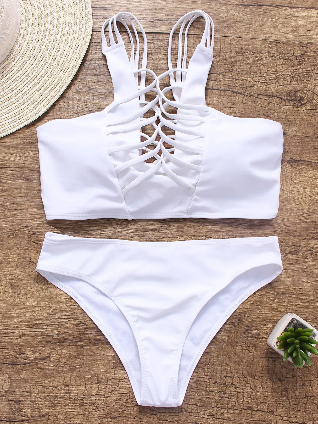 Wholesale Halter Sleeveless Crossed Front Backless Lace-Up Tie-Up Bodycon Two Piece Bikinis