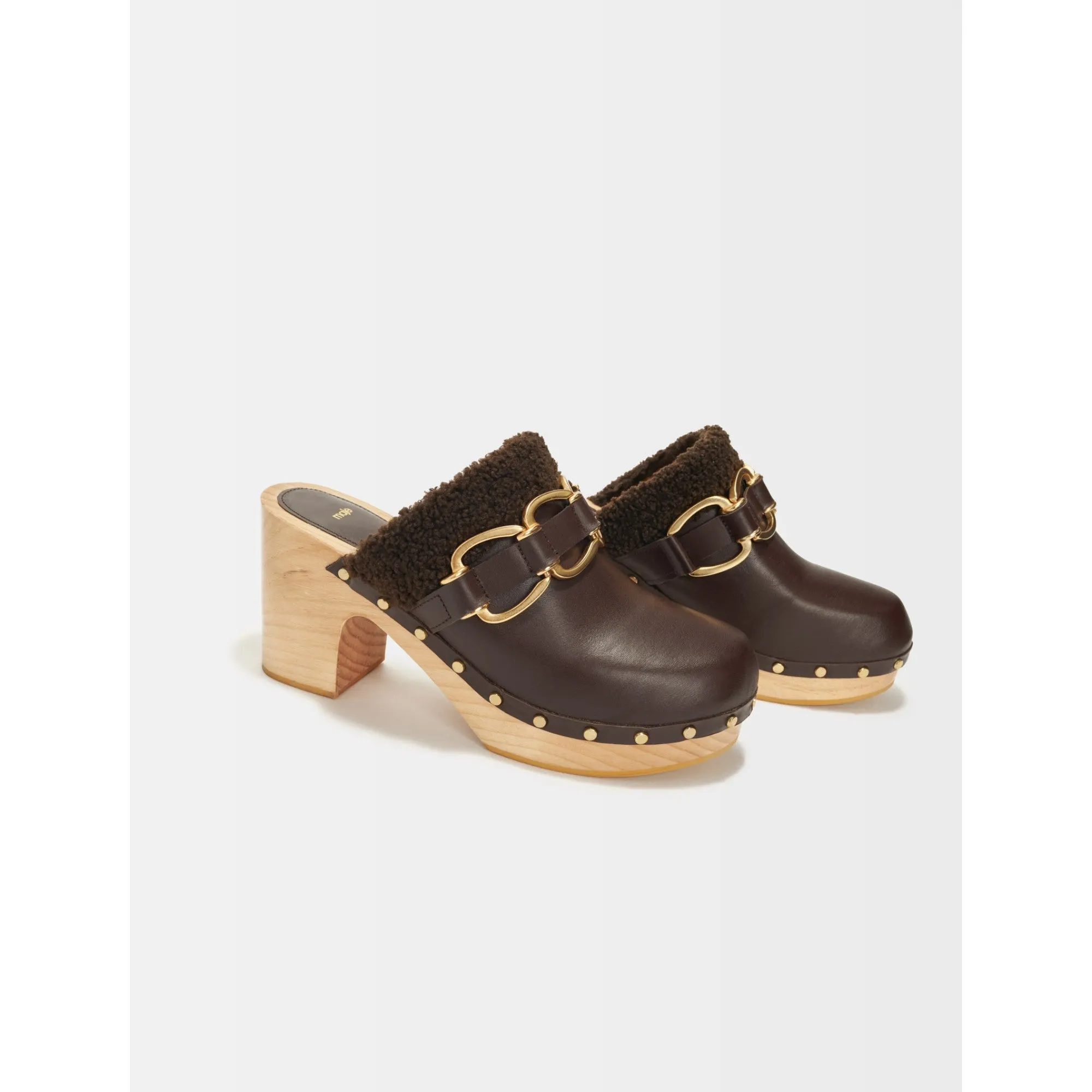 Women Clogs With Chain-Finish Heels - Wine Lees