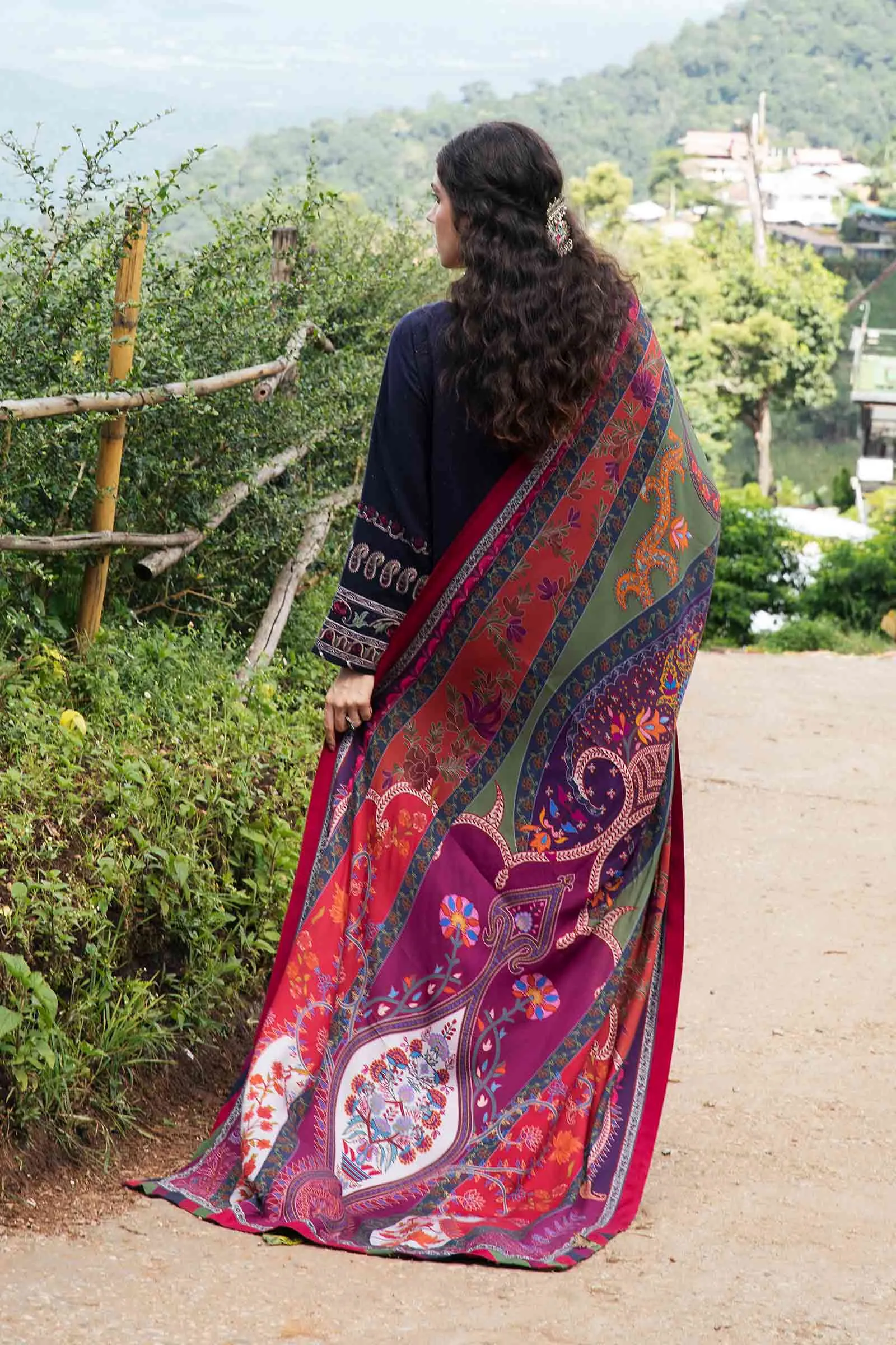 Zara Shahjahan Luxury Winter Collection (with Shawl) – WS22-Mehrnaz